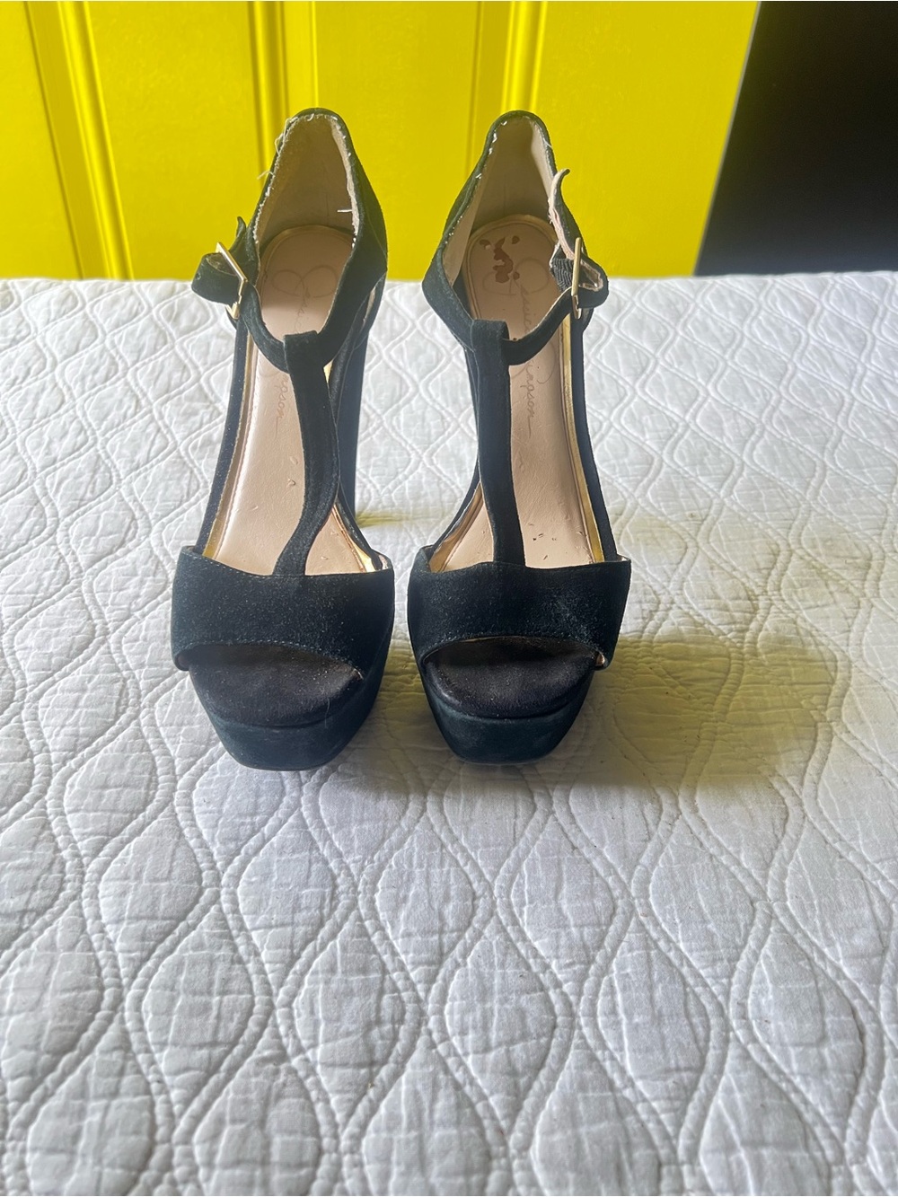 VINTAGE Jessica Simpson Black T-Strap Platform Heels
